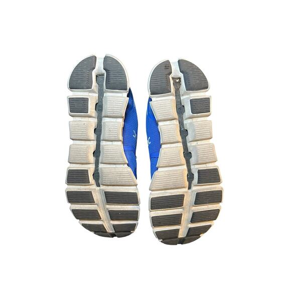 Womens On Cloud 5 Waterproof Sneakers - Preowned - Size 8 - Picture 6 of 6